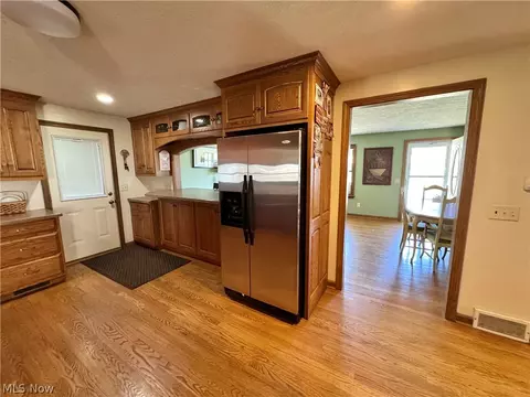 Kitchen - 218 Bell Ave, Dover, OH 44622 photo 2 of 3