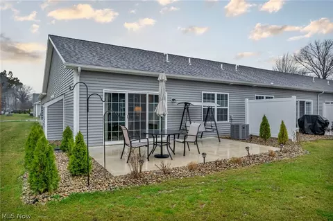 132 Acorn Ln, Elyria, OH 44035 photo 44