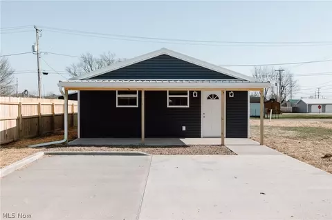 10124 Sycamore St, Byesville, OH 43723