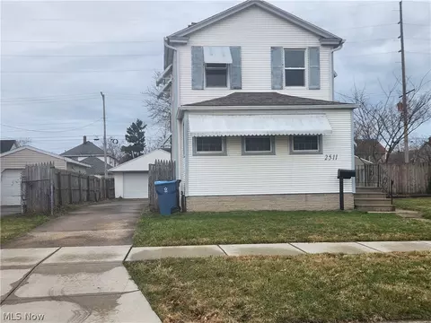 2511 E 34th St, Lorain, OH 44055