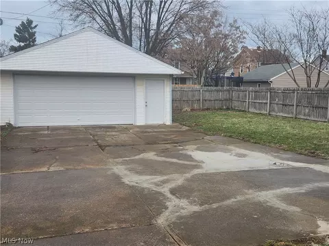 2511 E 34th St, Lorain, OH 44055 photo 31