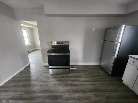 2511 E 34th St, Lorain, OH 44055 photo 13