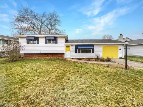 2608 Vassar Ave, Lorain, OH 44053