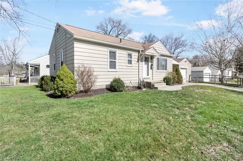 1223 Clifton Ave, Akron, OH 44310