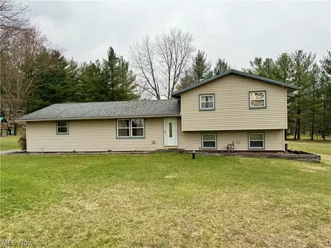 6487 Deveron Cir NW, Canal Fulton, OH 44614