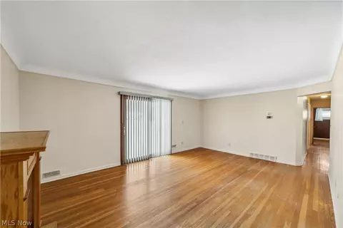 8169 Wright Rd, Broadview Heights, OH 44147 photo 7
