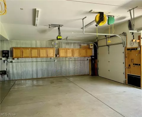 Other - 255 Fuller Dr NE, Warren, OH 44484 photo 9 of 13