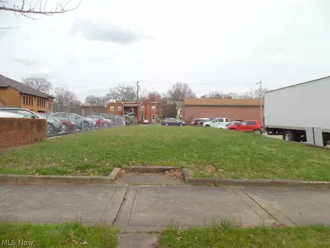 220 Third St, Marietta, OH 45750