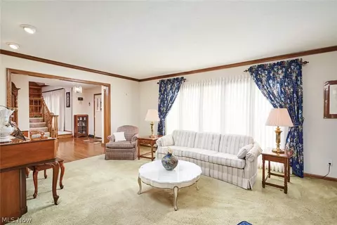 4024 Devonshire Cir, Stow, OH 44224 photo 12