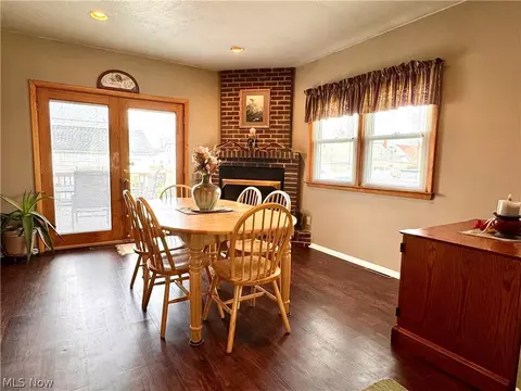 29967 Warren Rd, Wickliffe, OH 44092 photo 14