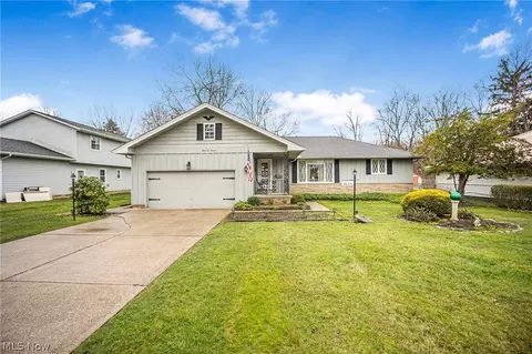 4616 Catlin Dr, Richmond Heights, OH 44143