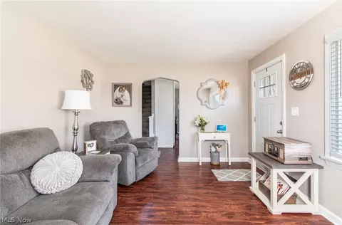 361 Poland Ave, Struthers, OH 44471 photo 7