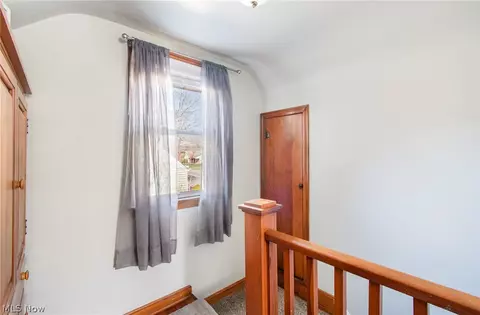361 Poland Ave, Struthers, OH 44471 photo 16