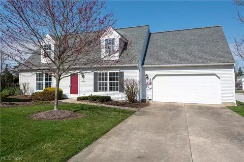 10258 Orchard Hill Ln, Twinsburg, OH 44087