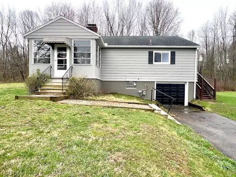 4202 Sheridan St, Norton, OH 44203