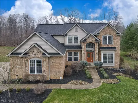 1221 Rocky Top Cir, Macedonia, OH 44056