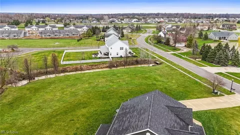 579 Longstreet, Lagrange, OH 44050 photo 4