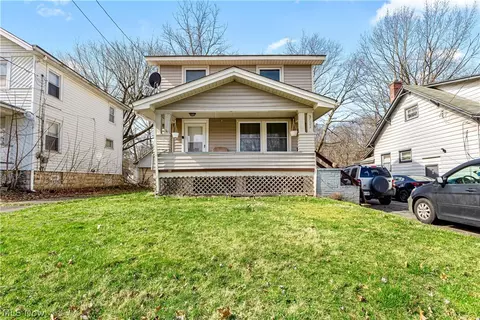 3632 Irma St, Youngstown, OH 44502
