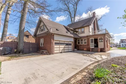 Exterior - 357 Raff Rd NW, Canton, OH 44708 photo 9 of 9