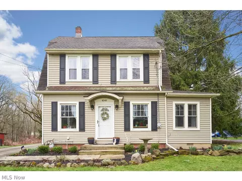 4049 Hudson Dr, Stow, OH 44224