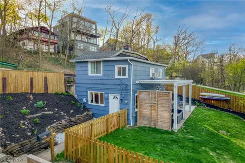 297 Yacht Club Dr, Rocky River, OH 44116