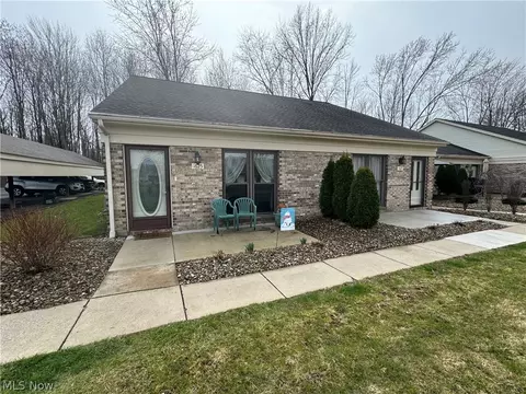 1625 Westhampton Dr, Austintown, OH 44515