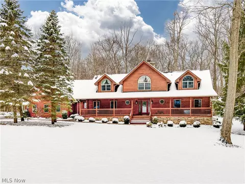 4730 Deer Creek Cir, Richfield, OH 44286