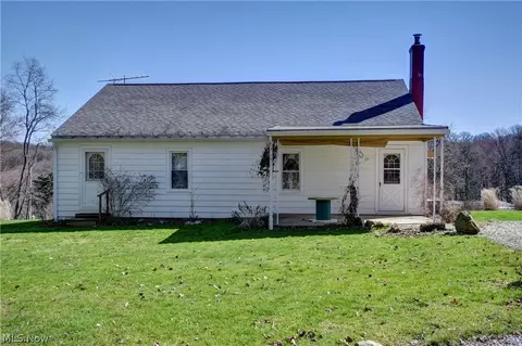 13624 Township Road 215, Big Prairie, OH 44611