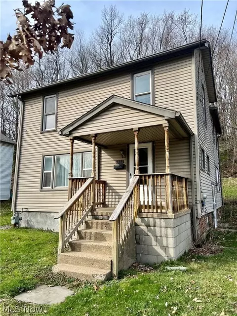 235 E Chestnut St, Lisbon, OH 44432