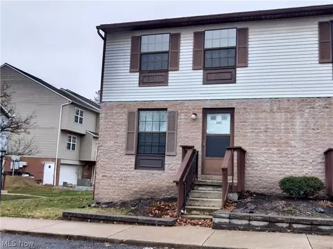 1261 Bailey Rd, Cuyahoga Falls, OH 44221