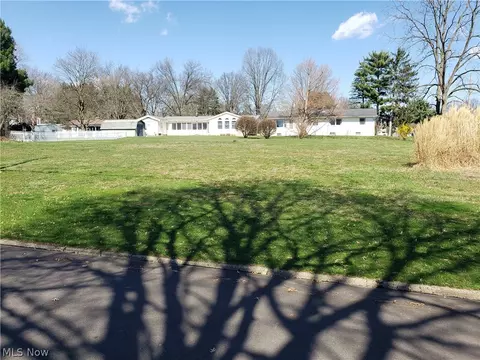 68-00390 003 Ridgecrest Dr, Wooster, OH 44691