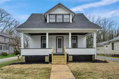 189 N Pleasant St, Oberlin, OH 44074