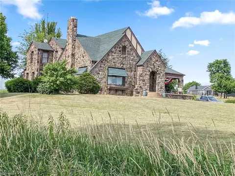 14922 Smith Goshen, Beloit, OH 44609