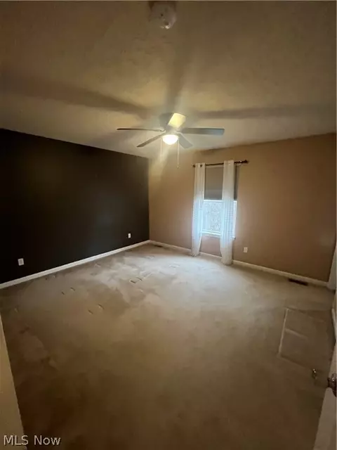 Bedroom - 3949 Marsh Creek Ln, Rootstown, OH 44272 photo 1 of 3