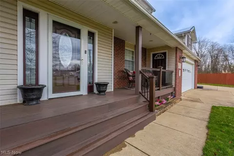 5391 Savannah Dr, Ashtabula, OH 44004 photo 3