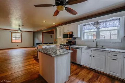 5391 Savannah Dr, Ashtabula, OH 44004 photo 14