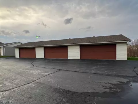 816 Pearson Cir #5, Boardman, OH 44512 photo 31