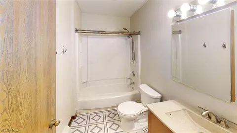 816 Pearson Cir #5, Boardman, OH 44512 photo 20