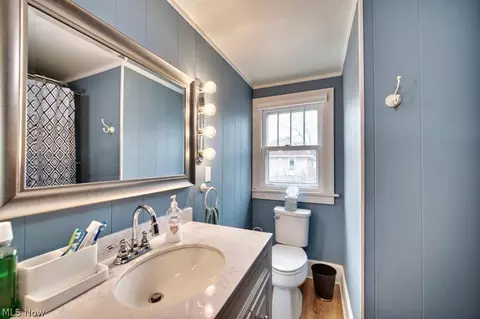 Bath - 251 Denison Ave, Elyria, OH 44035 photo 1 of 2