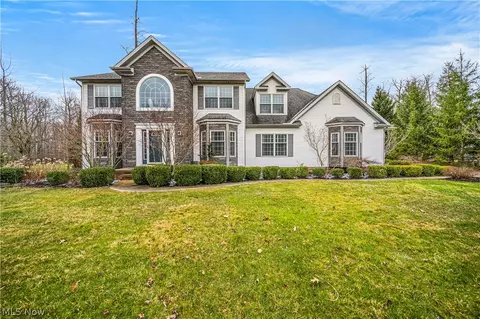 8350 Windsong Trl, Concord, OH 44077