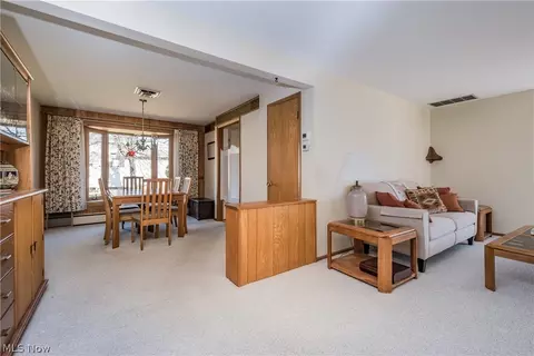 5885 Canterbury St NW, Canton, OH 44708 photo 7