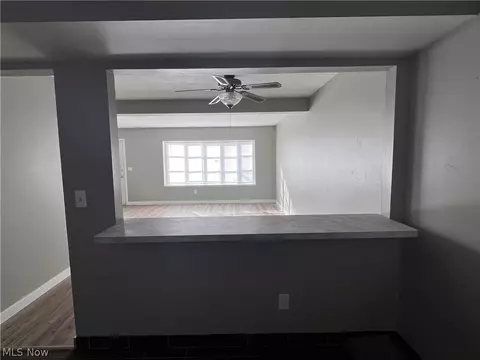 Entry Way - 31500 N Marginal Dr #E, Willowick, OH 44095 photo 1 of 4