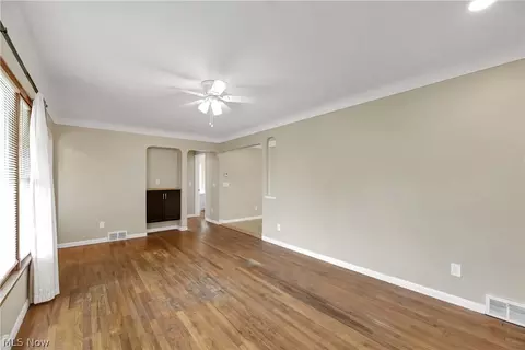 7528 State Rd, Parma, OH 44134 photo 8