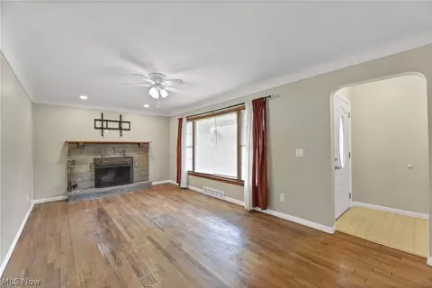 7528 State Rd, Parma, OH 44134 photo 6