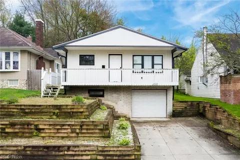1934 Springfield Center Rd, Akron, OH 44312