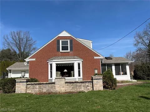 1955 Kimberly Dr, Kent, OH 44240
