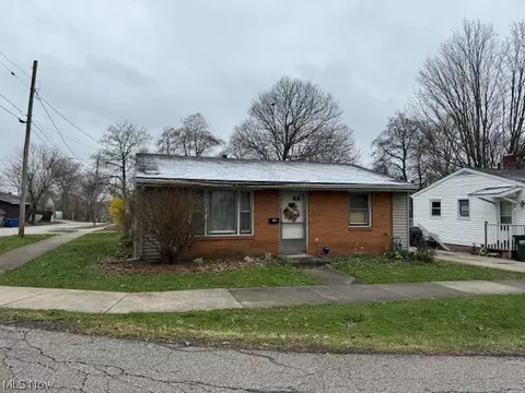 487 Penn Ave, Salem, OH 44460