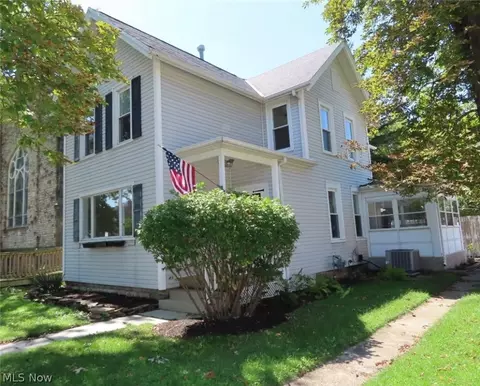 801 Wayne St, Sandusky, OH 44870