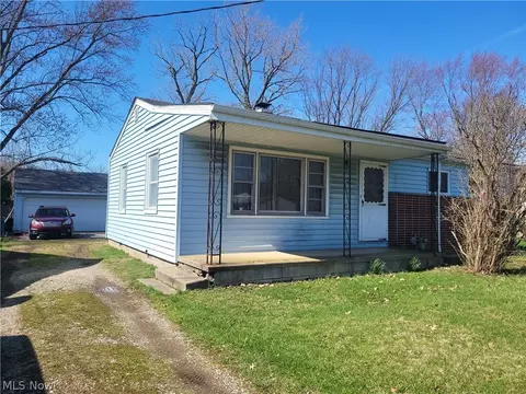 3118 Lost Nation Rd, Willoughby, OH 44094