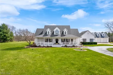 2110 Bellus Rd, Hinckley, OH 44233